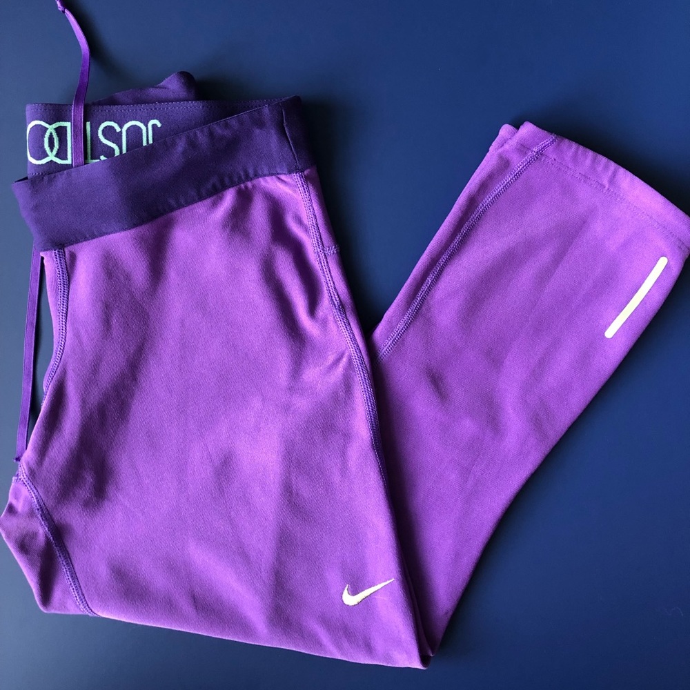 Nike ankle cropped leggings